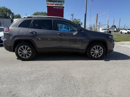 2021 Jeep Cherokee Latitude Lux