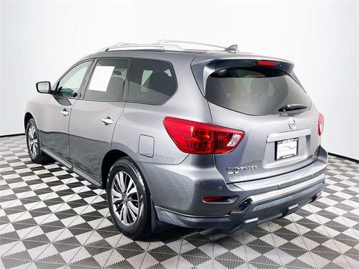 2020 Nissan Pathfinder S 2WD