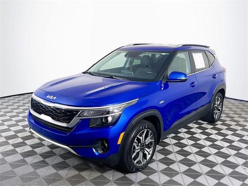 2023 Kia Seltos EX