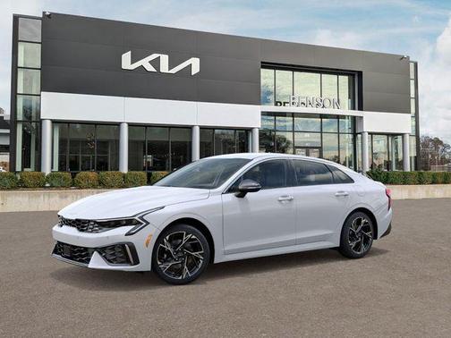 Snow White Pearl 2026 Kia K5 GT-Line