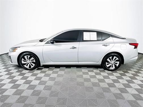 2024 Nissan Altima S FWD