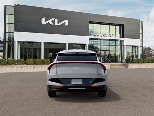 2025 Kia EV6 Wind