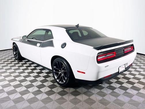 White Knuckle Clearcoat 2023 Dodge Challenger R/T