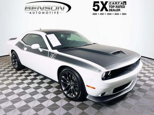 White Knuckle Clearcoat 2023 Dodge Challenger R/T