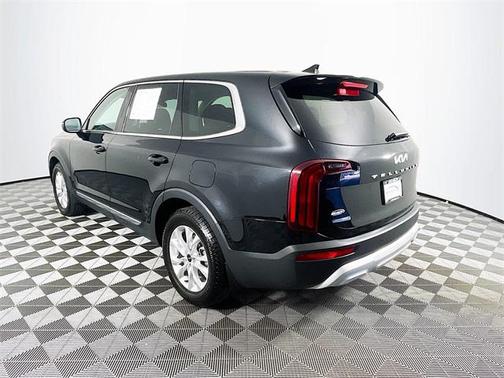 2022 Kia Telluride LX
