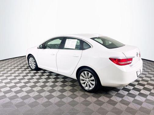Summit White 2016 Buick Verano Base