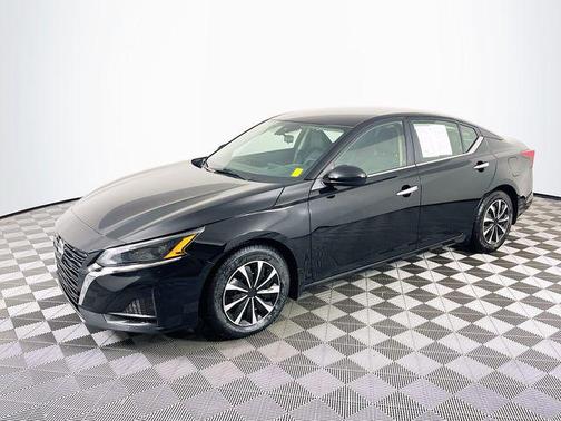 2023 Nissan Altima S FWD