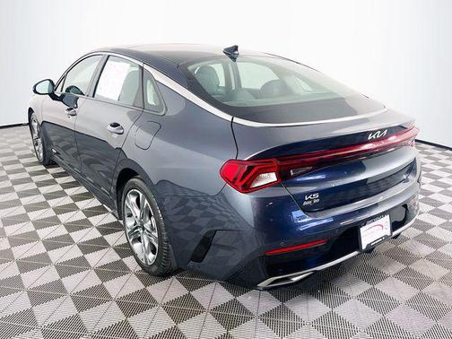 Gravity Gray 2024 Kia K5 EX
