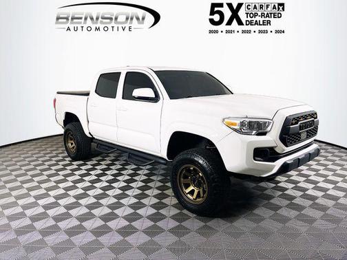 2022 Toyota Tacoma SR