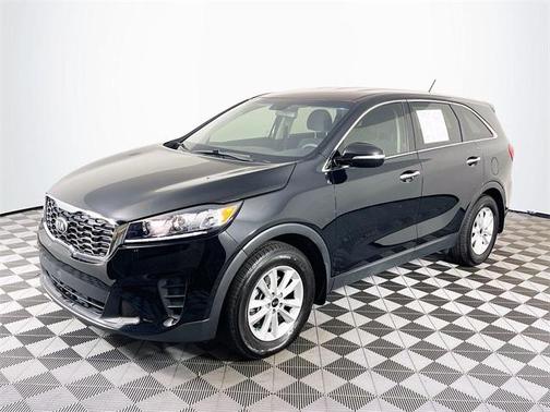 2020 Kia Sorento LX