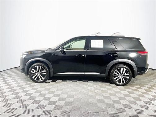 2024 Nissan Pathfinder Platinum FWD