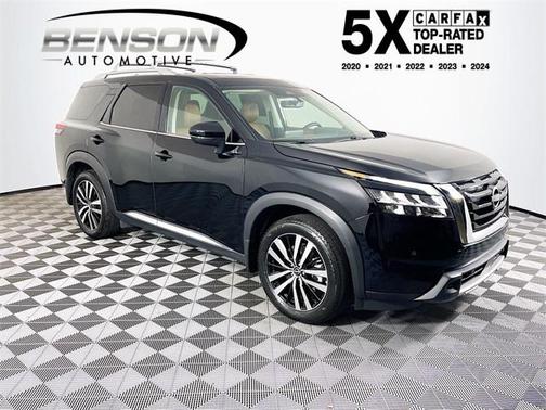 2024 Nissan Pathfinder Platinum FWD