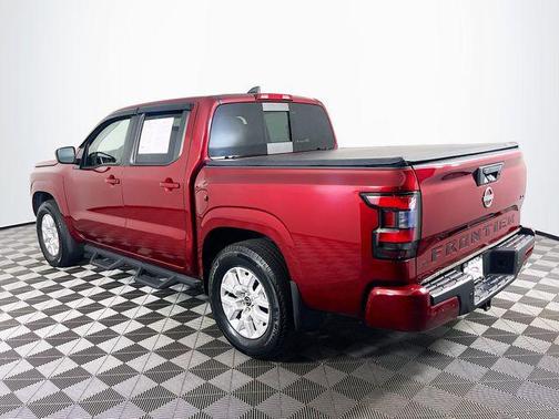 Cardinal Red Metallic Tricoat 2024 Nissan Frontier SV
