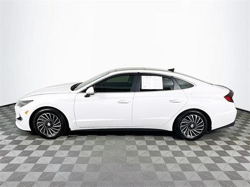 2023 Hyundai SONATA Hybrid Limited