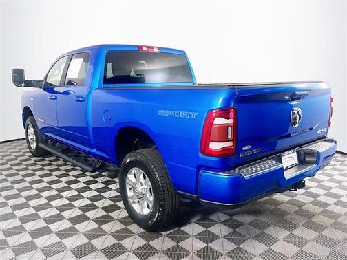 2021 RAM 2500 Big Horn Crew Cab 4x4 6'4' Box