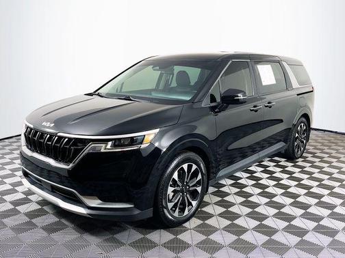 2024 Kia Carnival EX