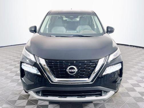 Super Black 2023 Nissan Rogue SV