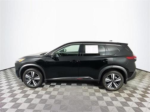 2022 Nissan Rogue SL
