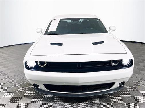 2015 Dodge Challenger SXT Plus