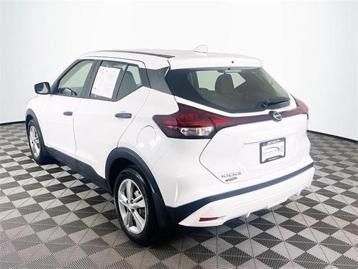 2023 Nissan Kicks S