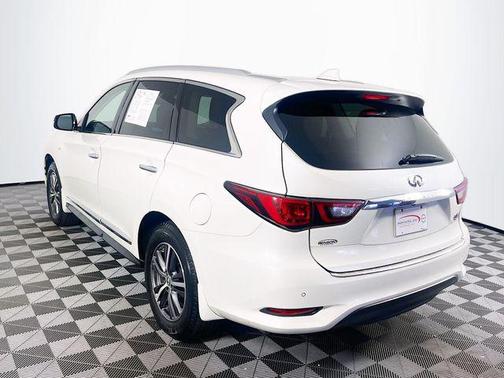 Majestic White 2018 INFINITI QX60 Base