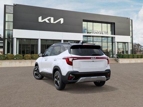 Clear White 2026 Kia Seltos S