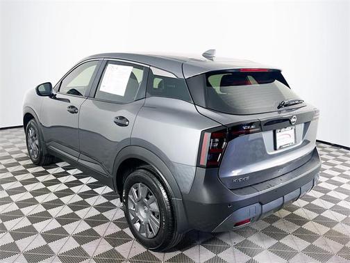 2025 Nissan Kicks S