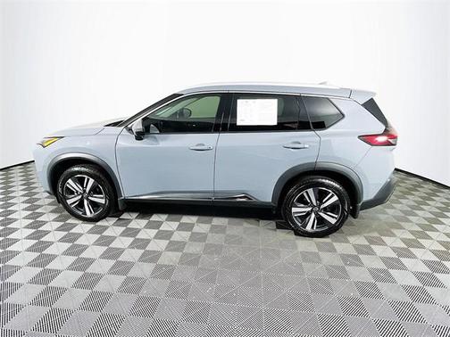 2022 Nissan Rogue SL