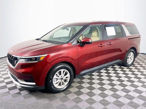 2023 Kia Carnival LX