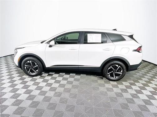 2025 Kia Sportage Hybrid LX