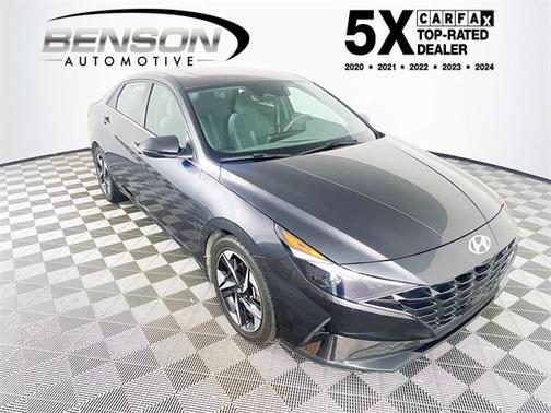2022 Hyundai ELANTRA SEL