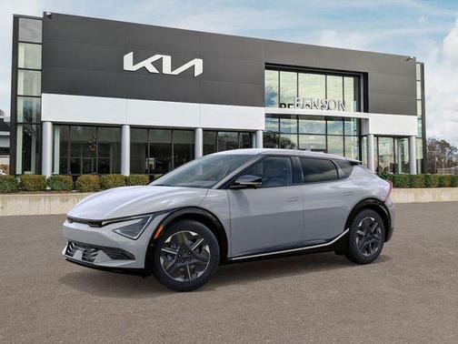 2025 Kia EV6 Light Long Range