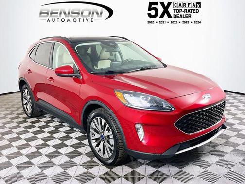 2022 Ford Escape Titanium