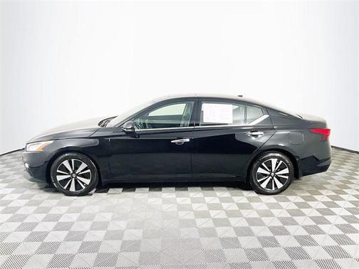 2022 Nissan Altima 2.5 SL