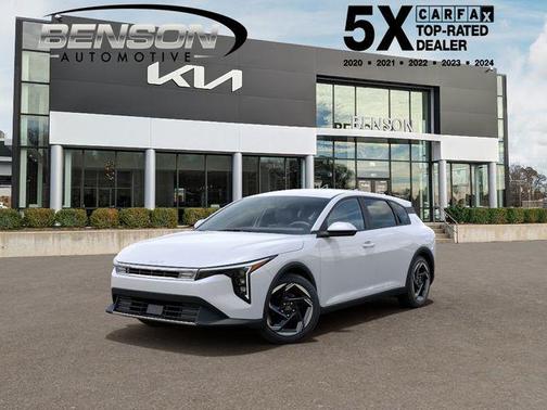 Pearl 2026 Kia K4 EX