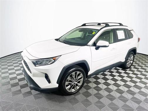 2019 Toyota RAV4 XLE Premium