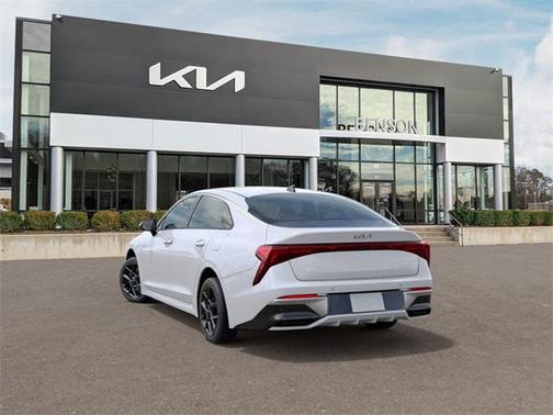 2025 Kia K5 LXS