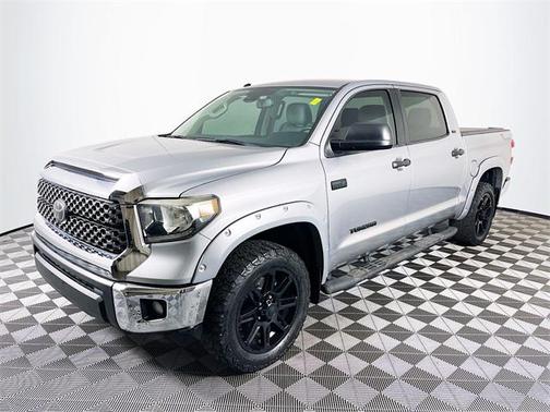 2018 Toyota Tundra SR5