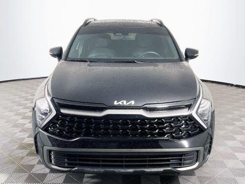Ebony Black 2024 Kia Sportage X-Line