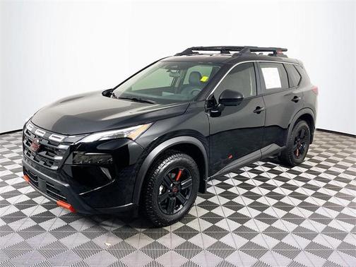 2025 Nissan Rogue Rock Creek