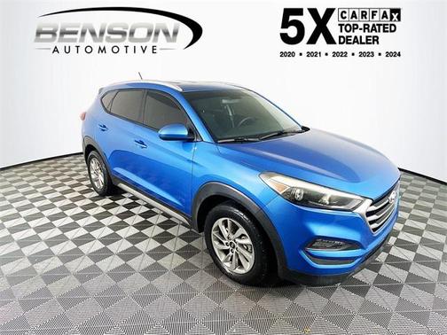 2017 Hyundai TUCSON SE