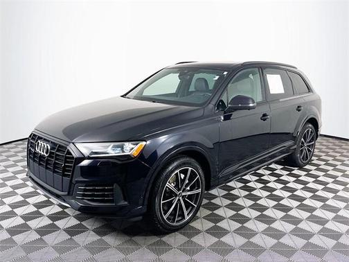 2020 Audi Q7 55 Premium Plus