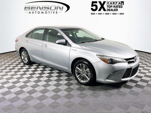 Celestial Silver Metallic 2015 Toyota Camry Hybrid SE