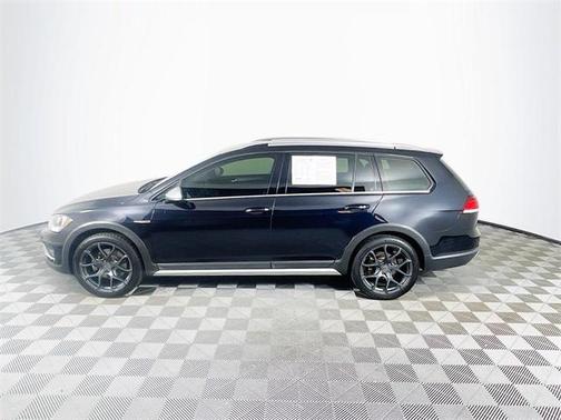 2019 Volkswagen Golf Alltrack TSI S