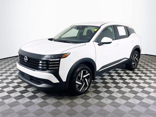 Fresh Powder 2025 Nissan Kicks SV