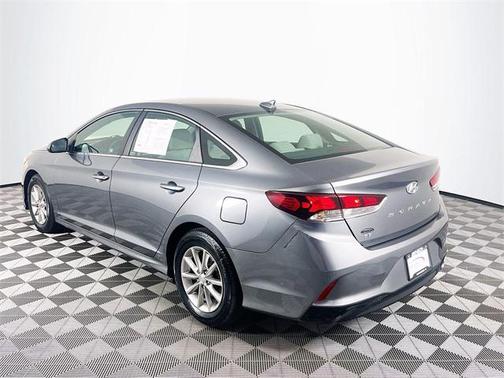 2018 Hyundai SONATA SE