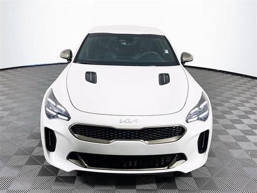 2022 Kia Stinger GT-Line