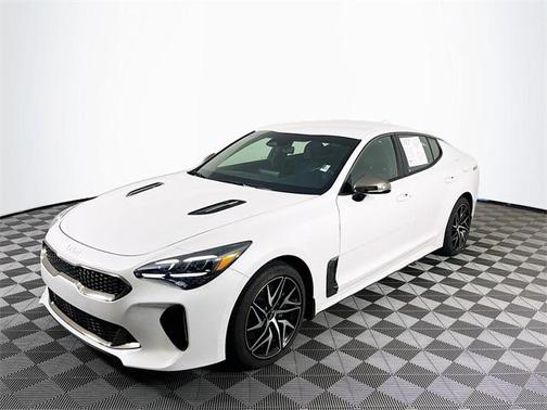 2022 Kia Stinger GT-Line