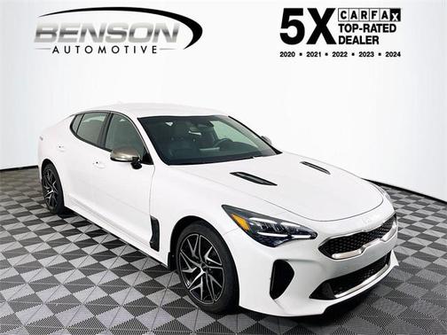 2022 Kia Stinger GT-Line