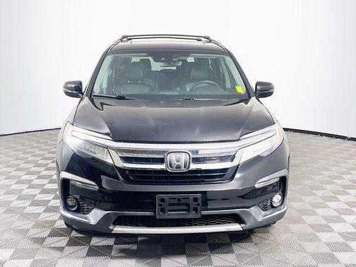 2019 Honda Pilot Touring 8-Passenger